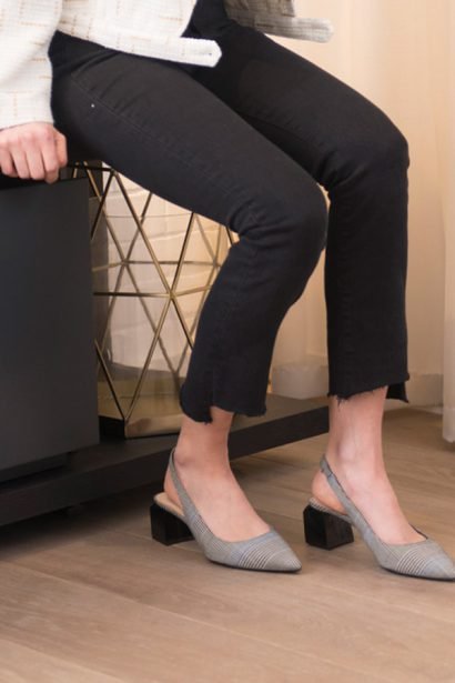 PETITE-black-mid-rise-skinny-jeans-with-step-hem-detail