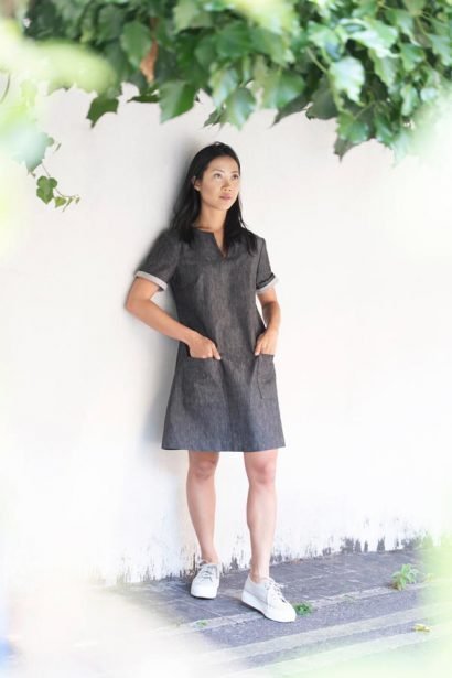 Petite V neck denim dress in grey black - Bomb Petite